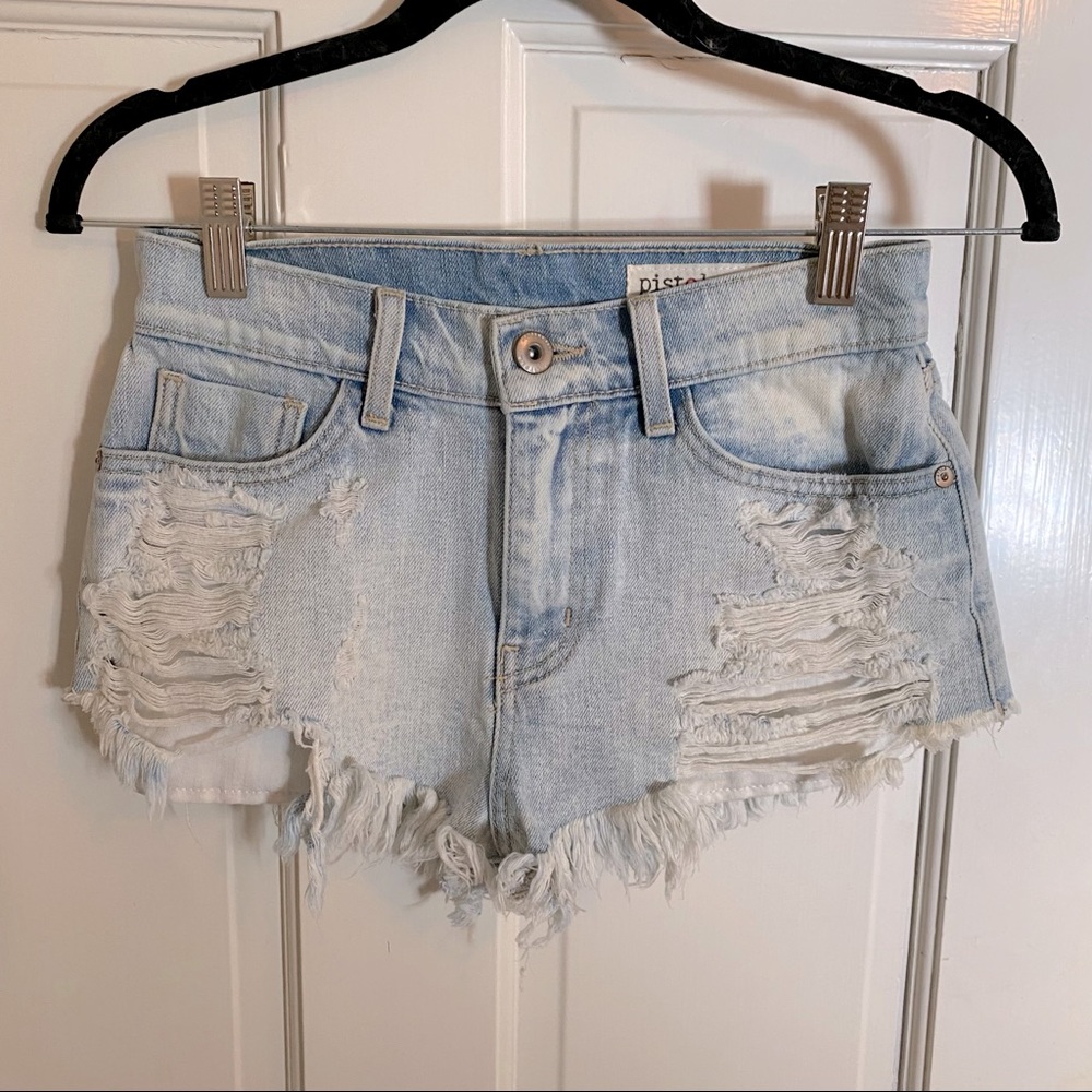 Pistola cut-off denim shorts